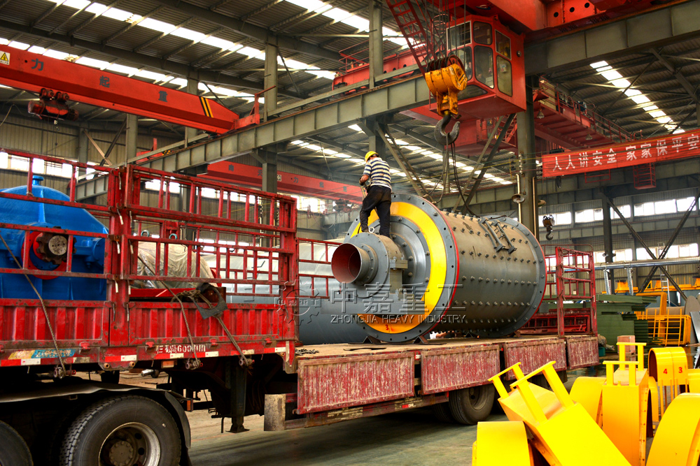 石英砂棒磨机装车中