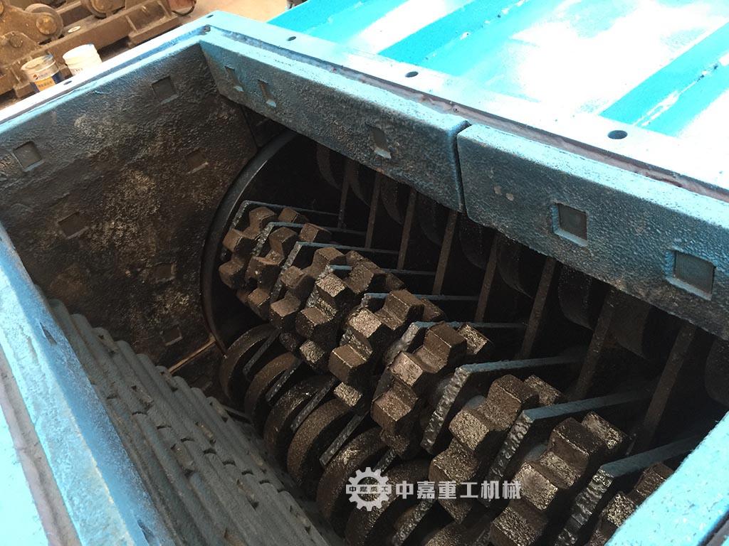 环锤破碎机4