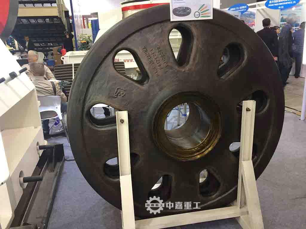 颚式破碎机皮带轮